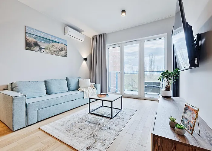 Wygodny Apartament Przy Centrum Manufaktura Z Parkingiem